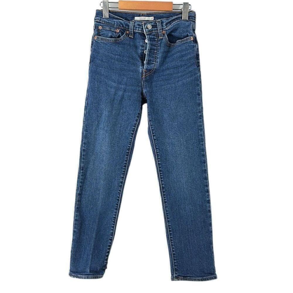 Levi’s jeans wedgie straight medium dark wash no distressing sz 27